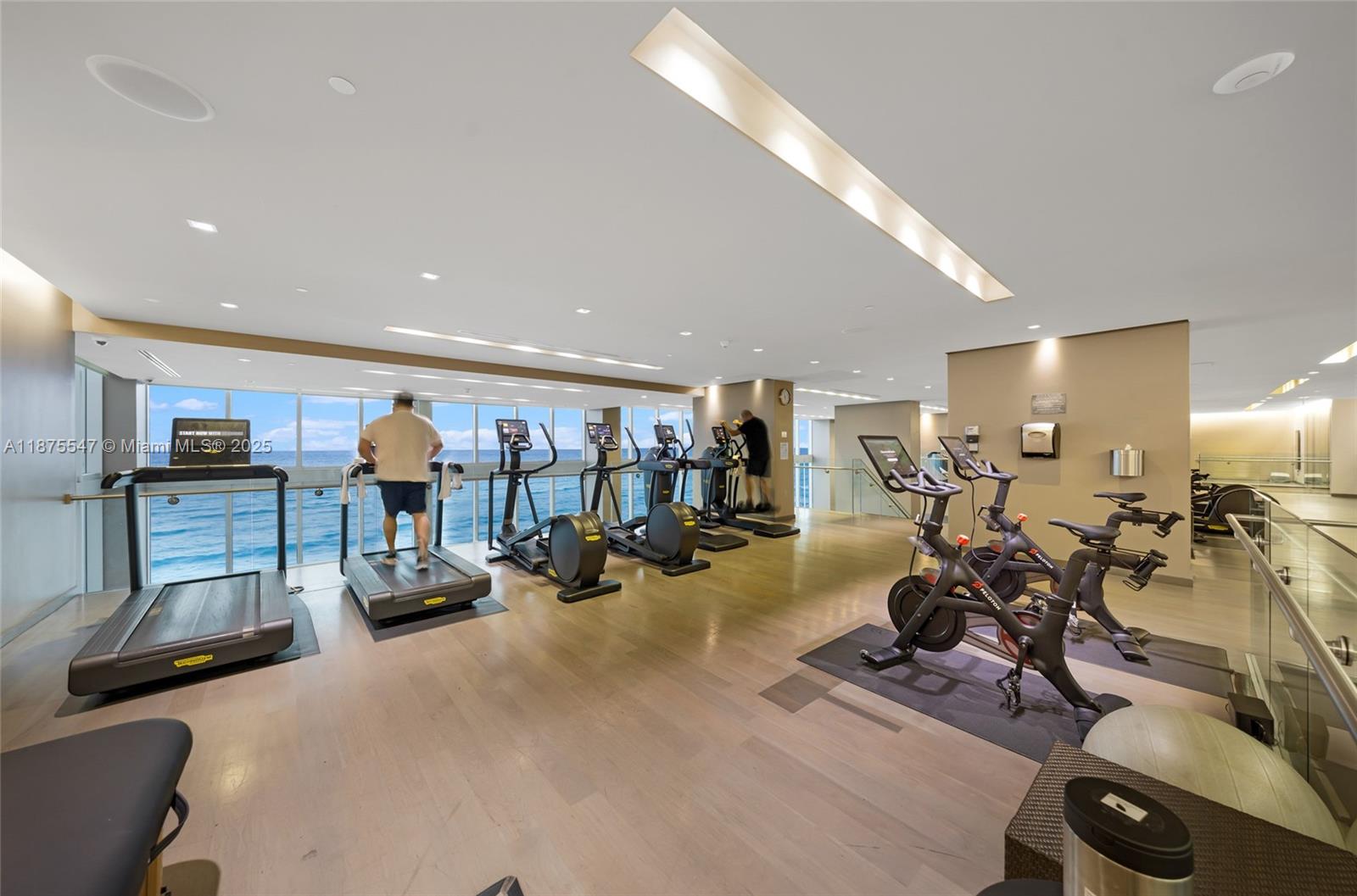 BEACH CLUB THREE CONDO - Residential Lease