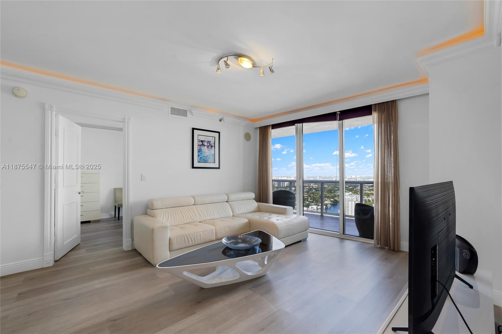 BEACH CLUB THREE CONDO - Residential Lease