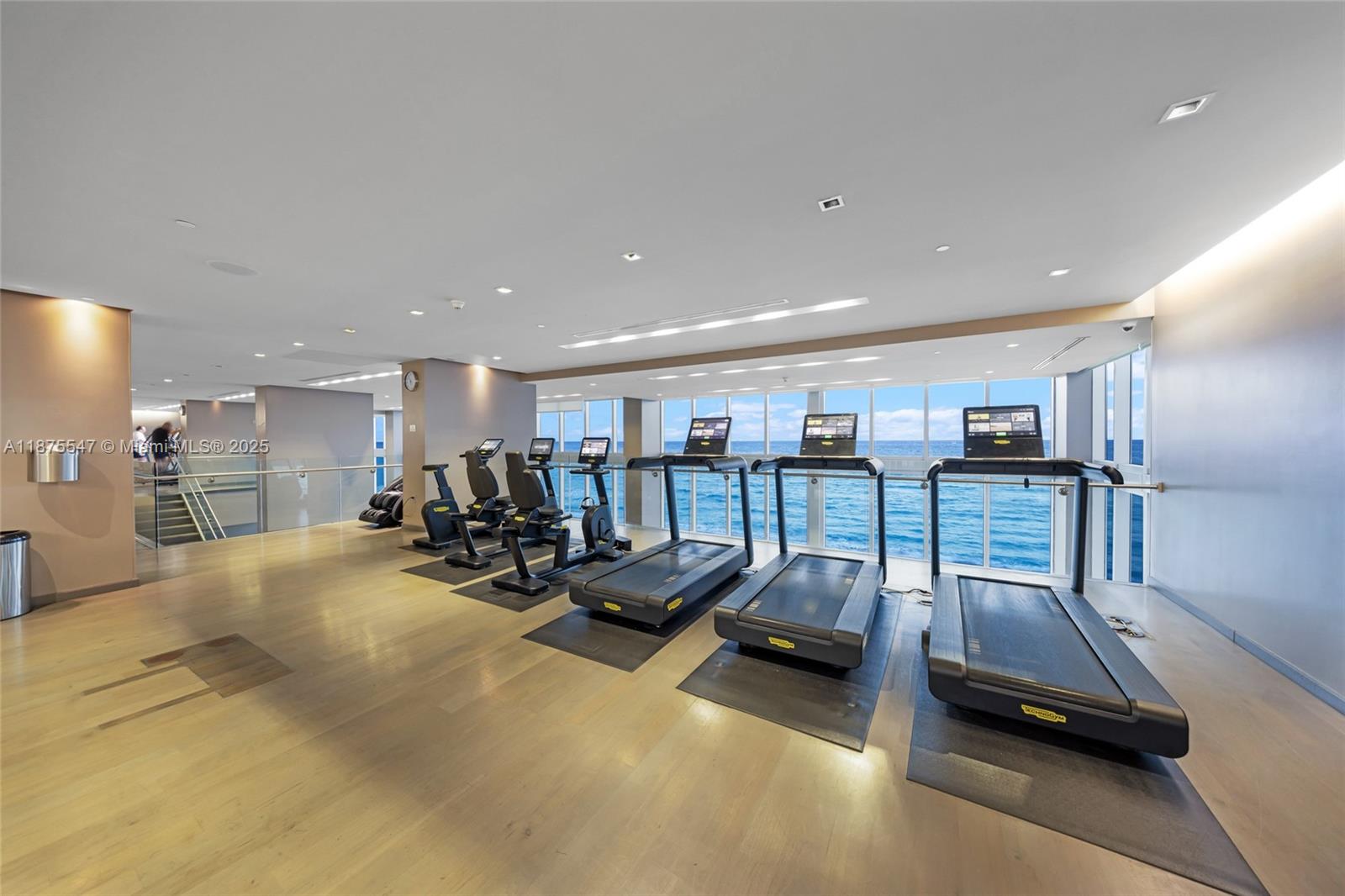 BEACH CLUB THREE CONDO - Residential Lease