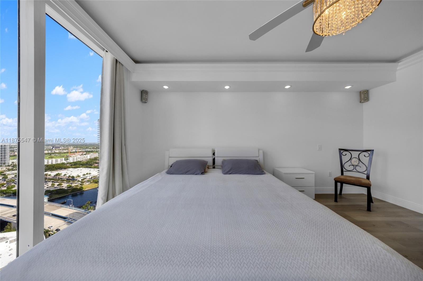 BEACH CLUB THREE CONDO - Residential Lease