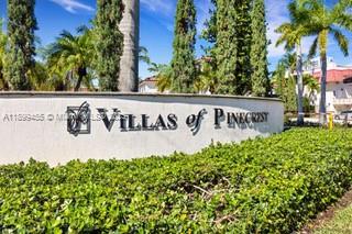 VILLAS OF PINECREST CONDO - Residential