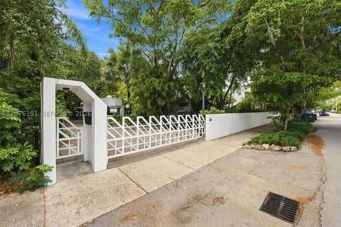 Tiny photo for 3024 Day Ave #3024, Miami, FL 33133 (MLS # A12076191)