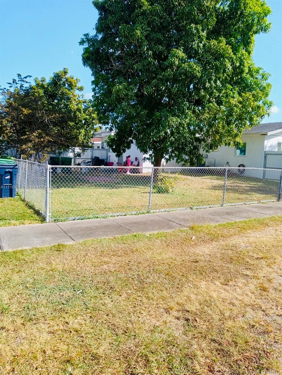 21ST CENTURY HOMES 2ND SE - Residential