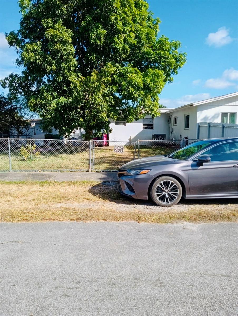 21ST CENTURY HOMES 2ND SE - Residential