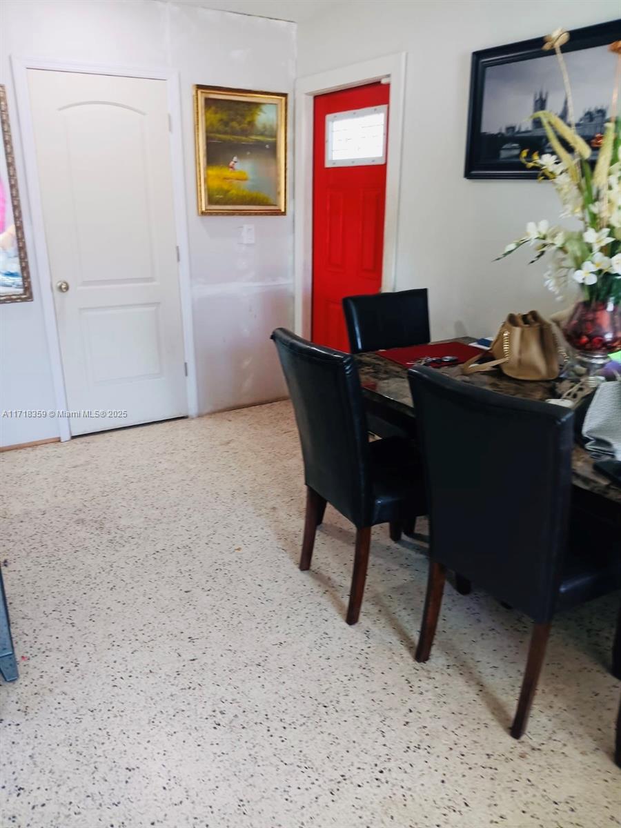 21ST CENTURY HOMES 2ND SE - Residential