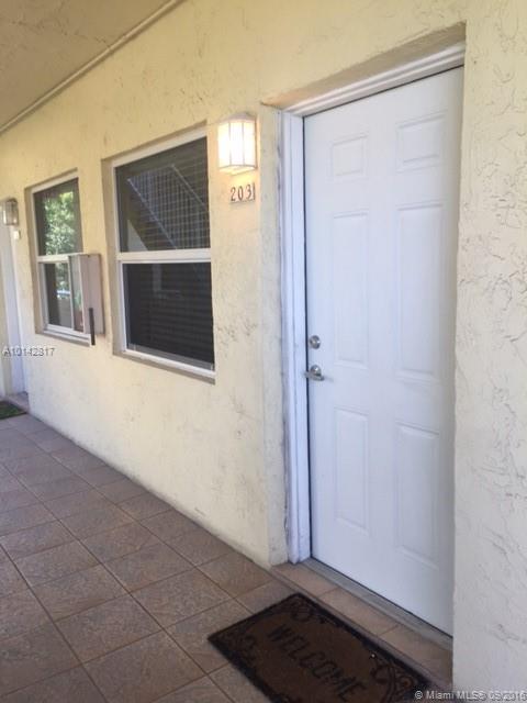 SUNSET POINT CONDO - Residential Lease