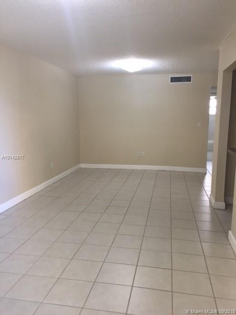 SUNSET POINT CONDO - Residential Lease