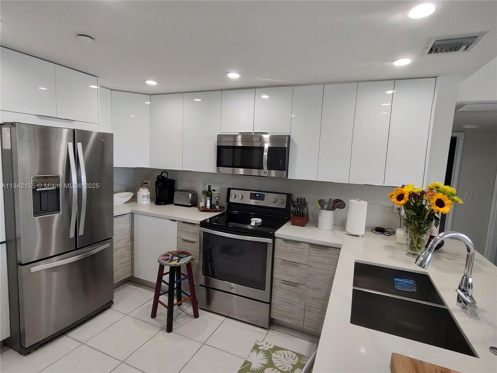 WATERVIEW CONDO - Residential