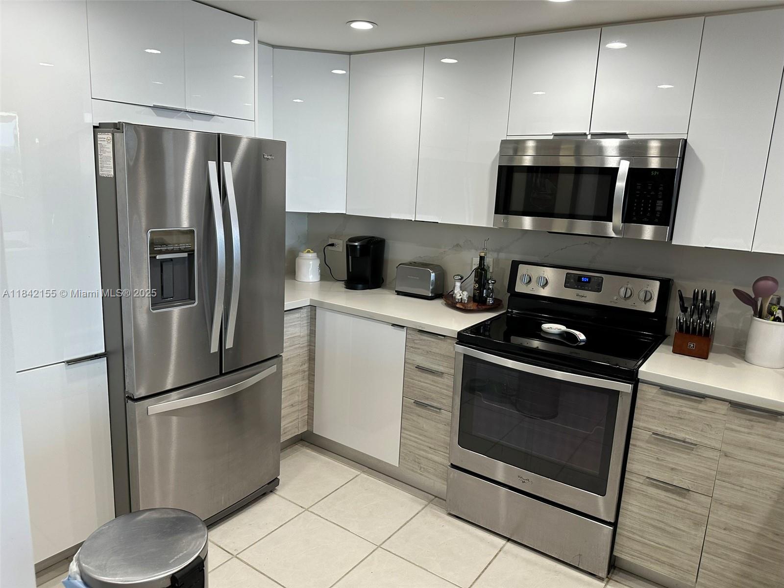 WATERVIEW CONDO - Residential