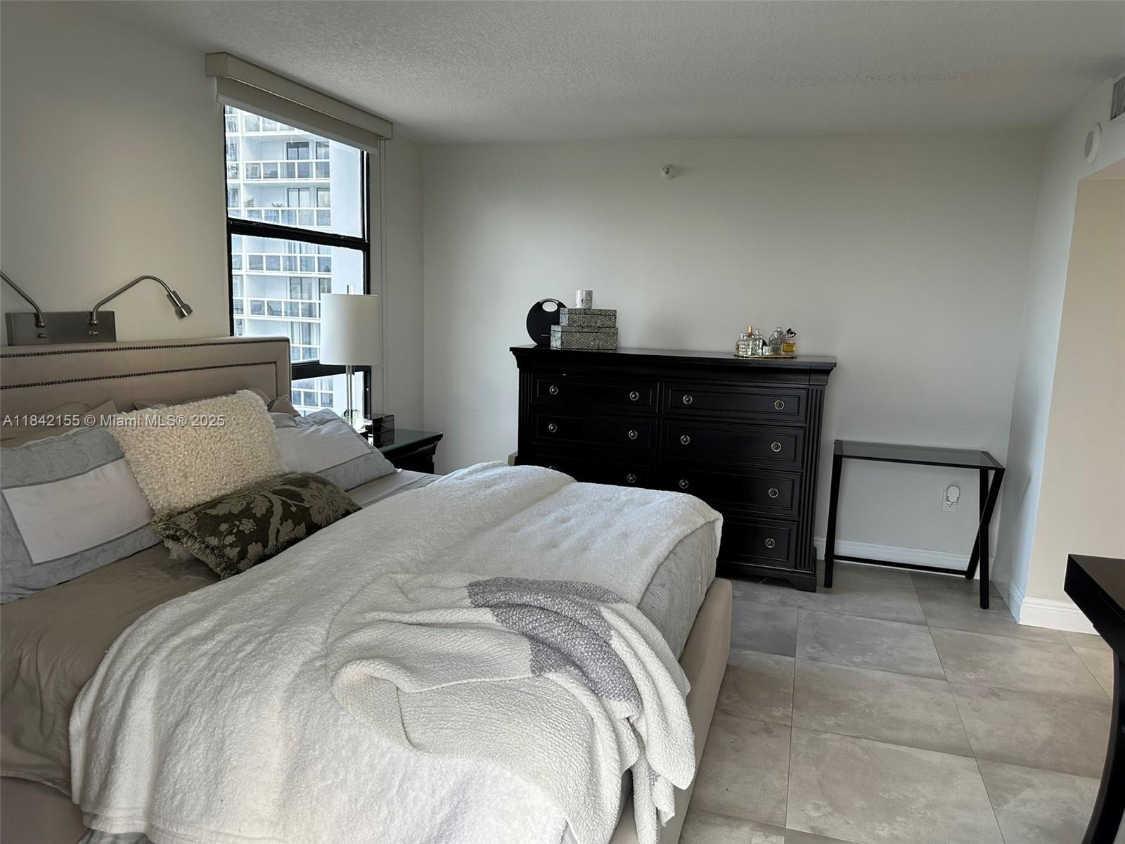 WATERVIEW CONDO - Residential