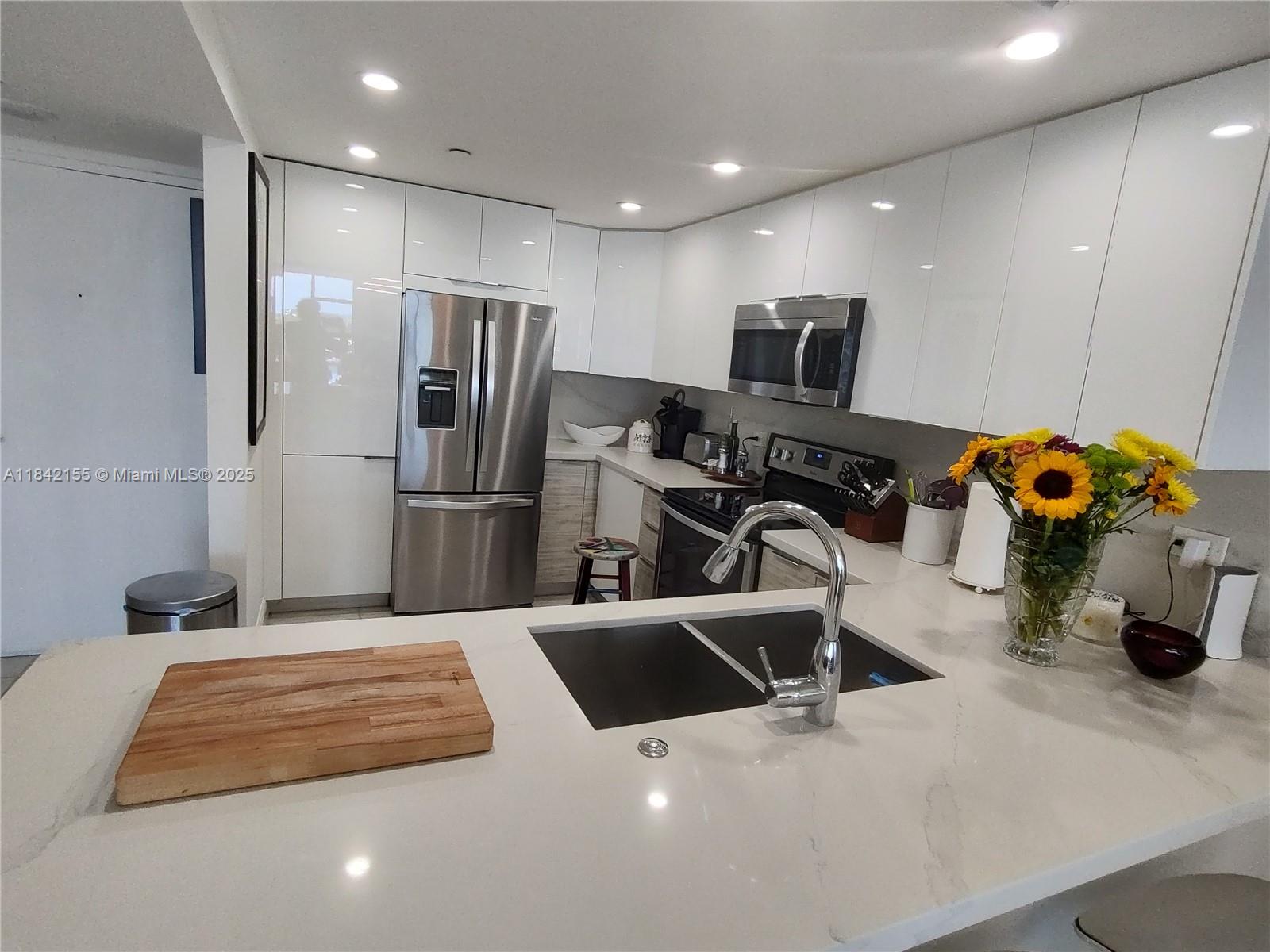 WATERVIEW CONDO - Residential