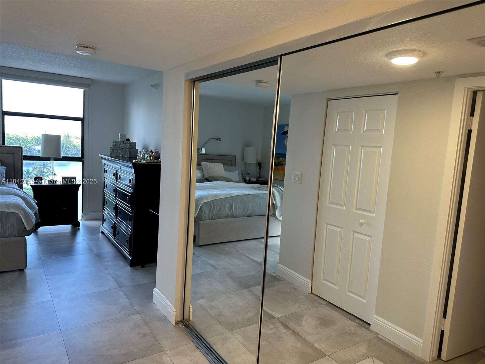 WATERVIEW CONDO - Residential