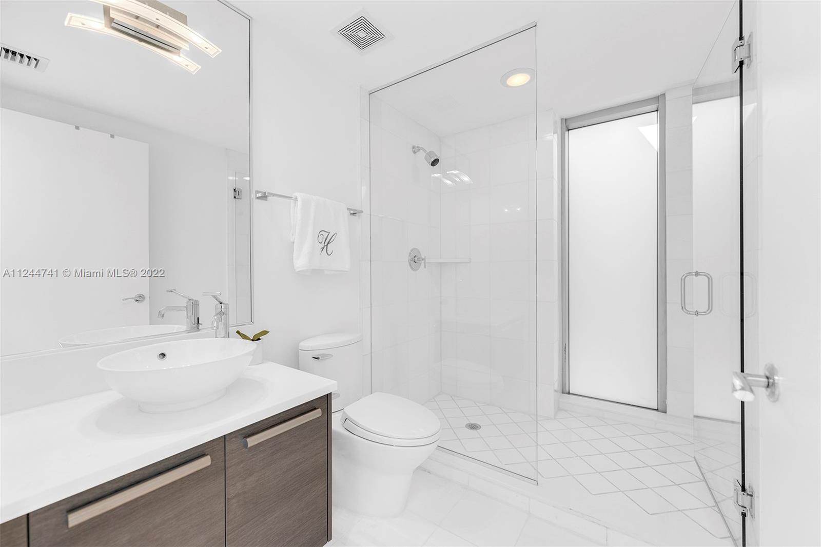 ARTECH RESIDENCES AT AVEN - Residential