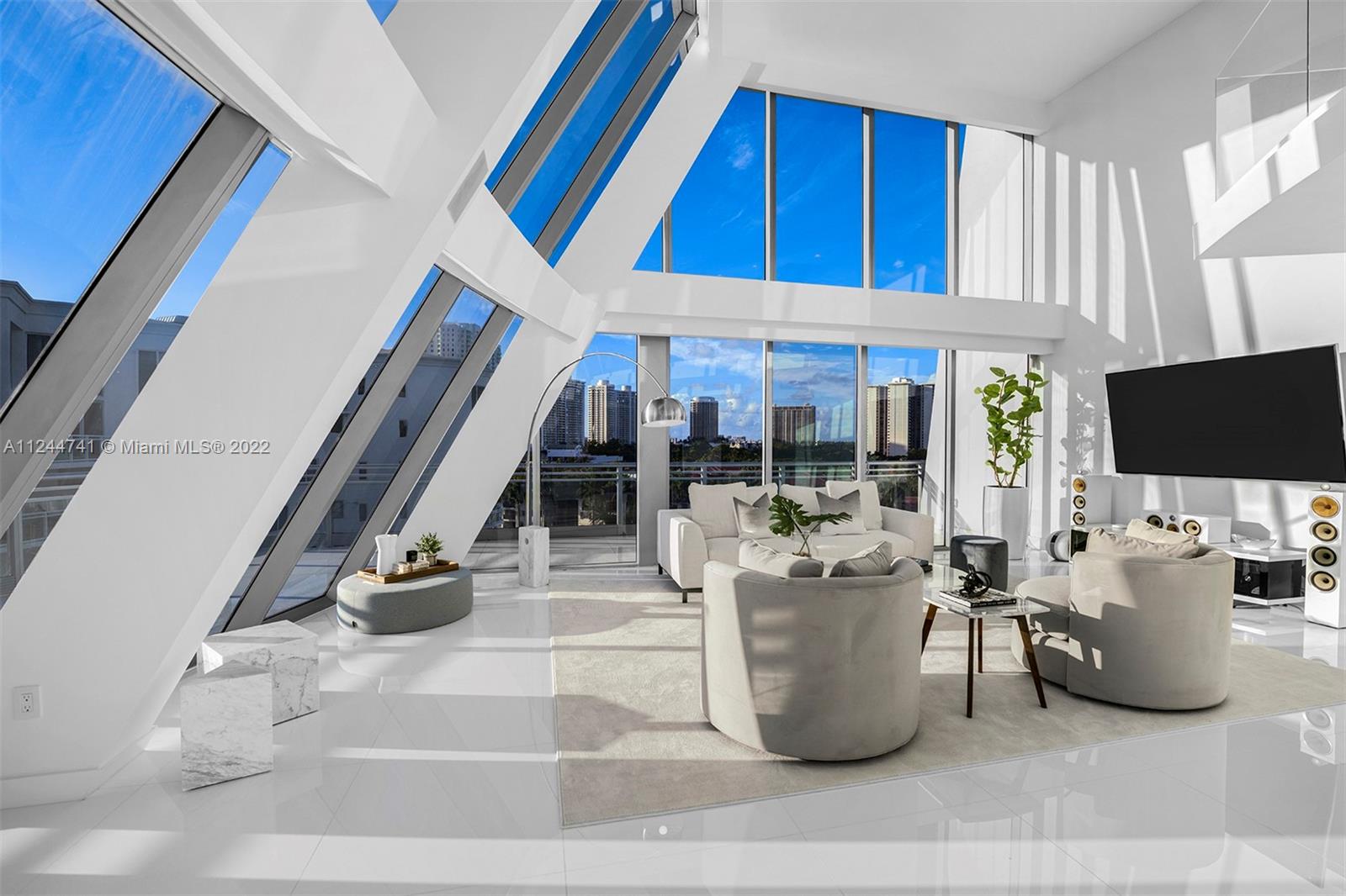 ARTECH RESIDENCES AT AVEN - Residential