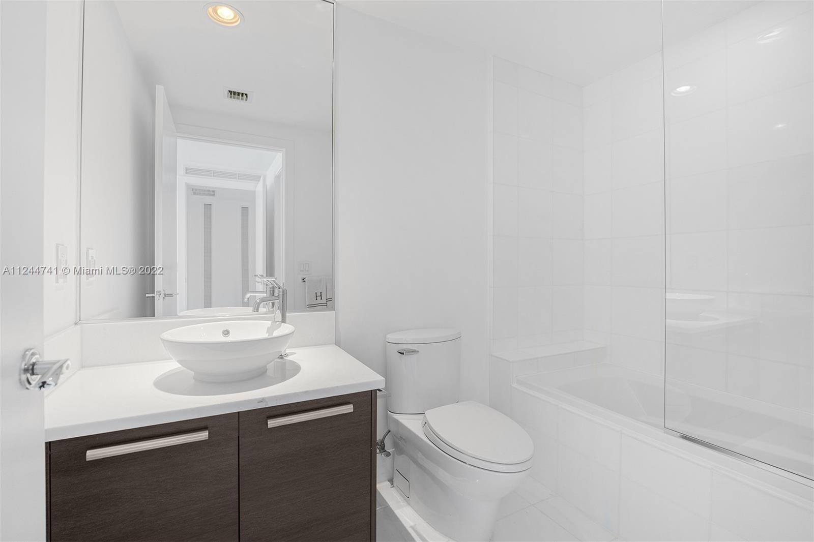 ARTECH RESIDENCES AT AVEN - Residential