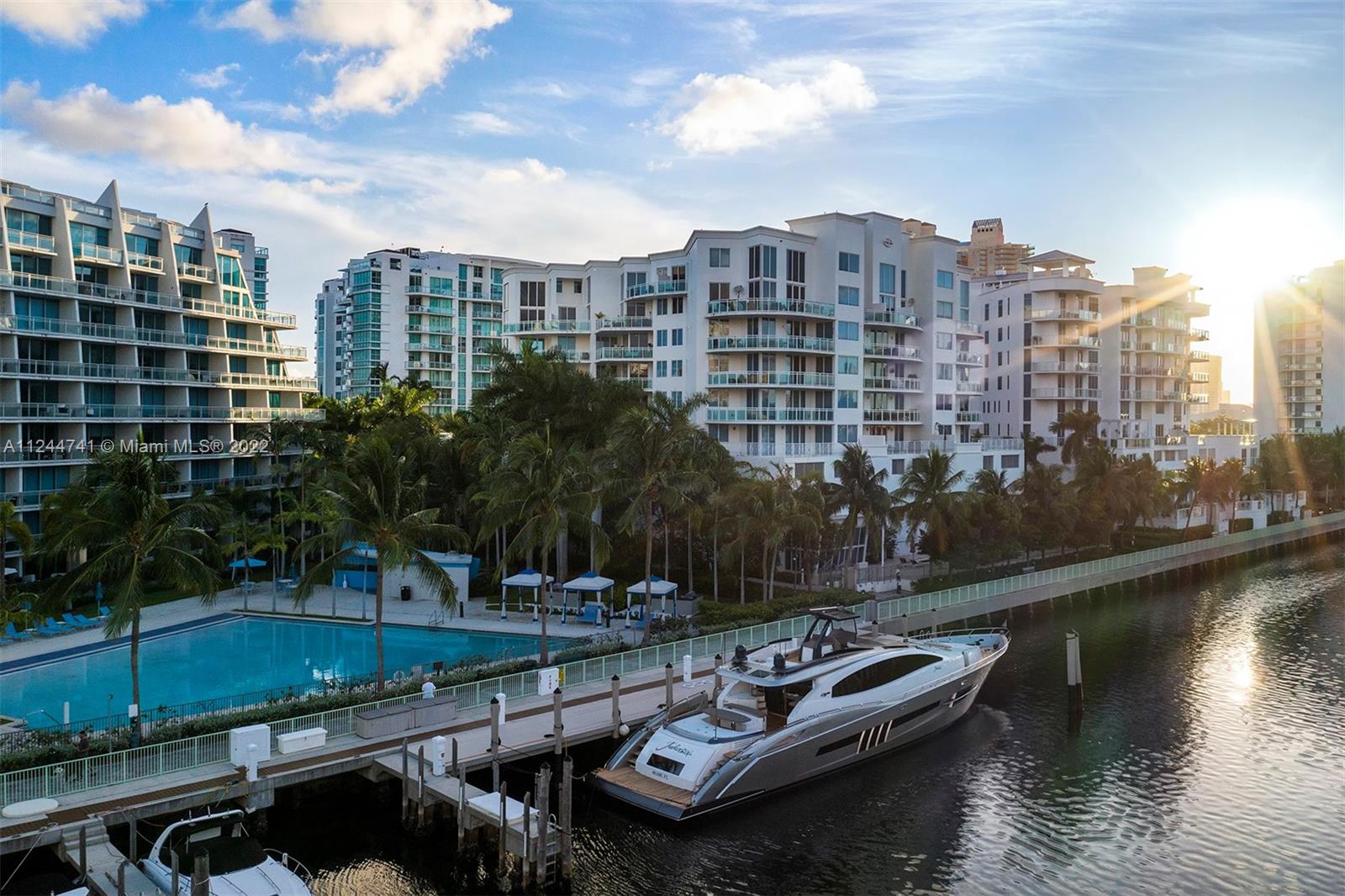 ARTECH RESIDENCES AT AVEN - Residential