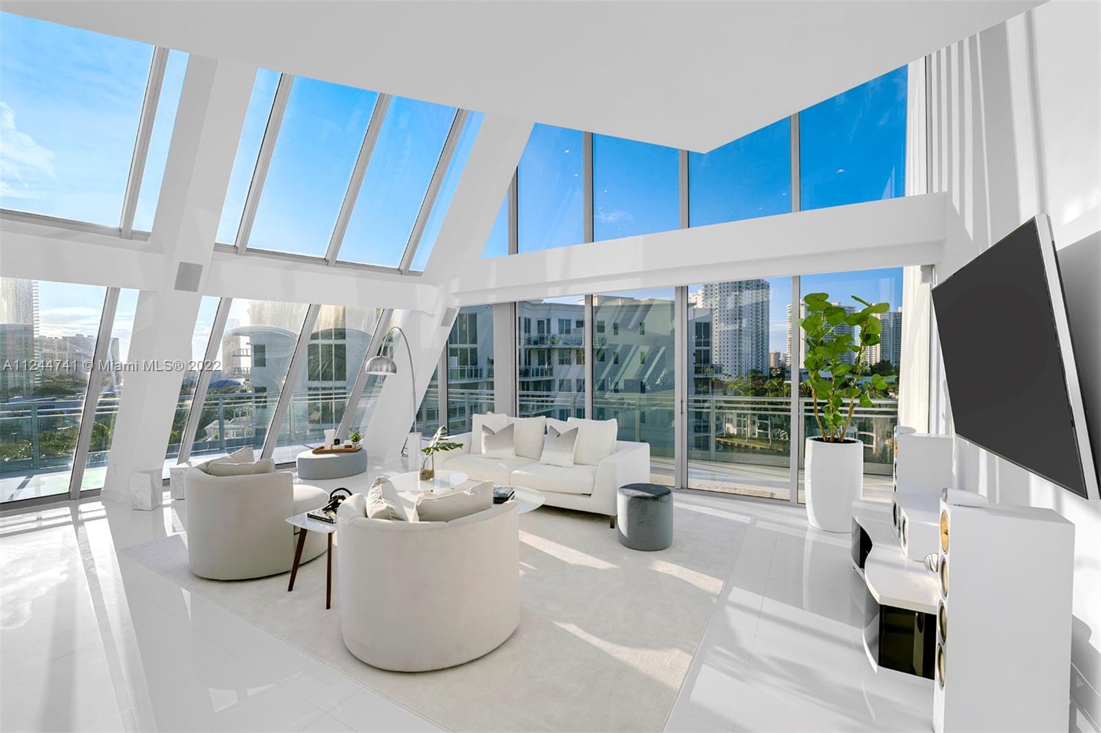 ARTECH RESIDENCES AT AVEN - Residential