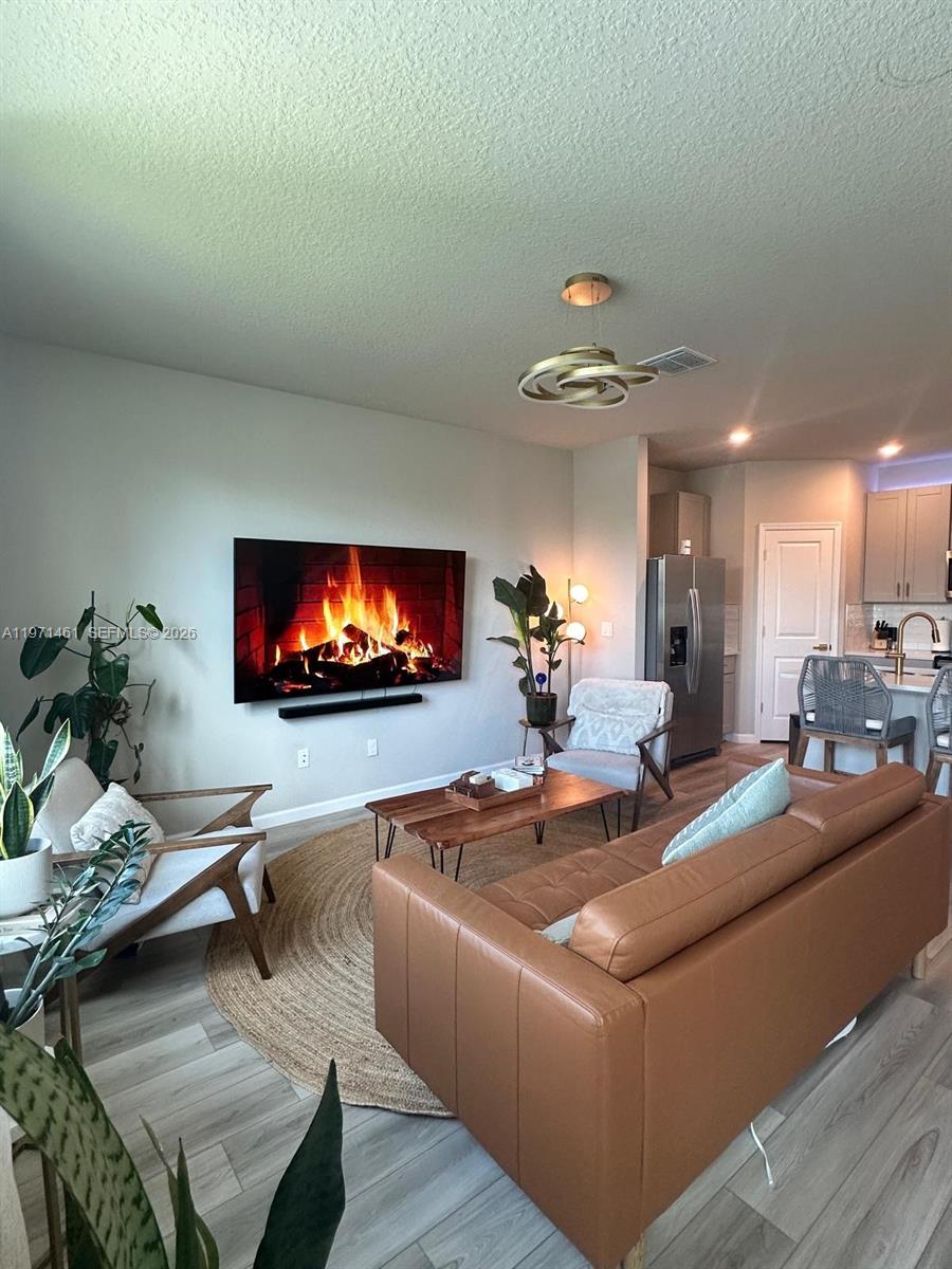 ENCLAVE AT MANGONIA PARK - Residential