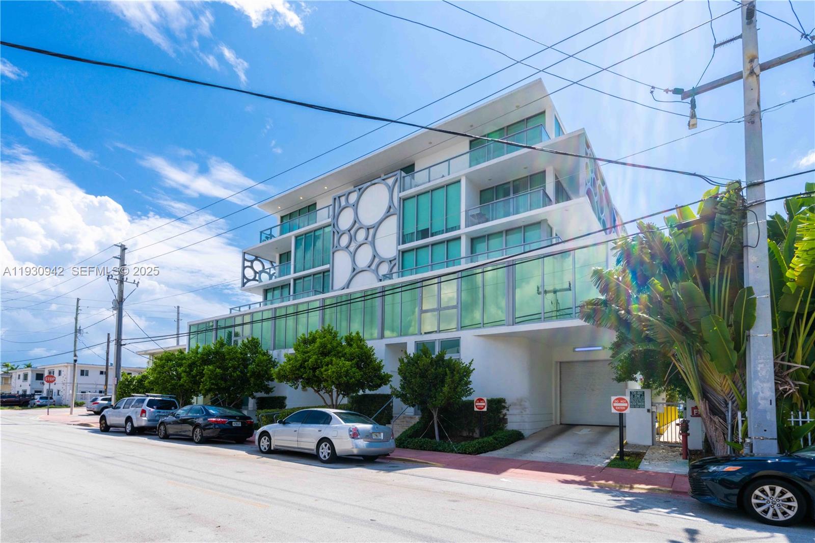 BISCAYNE BEACH SUB - Residential Lease