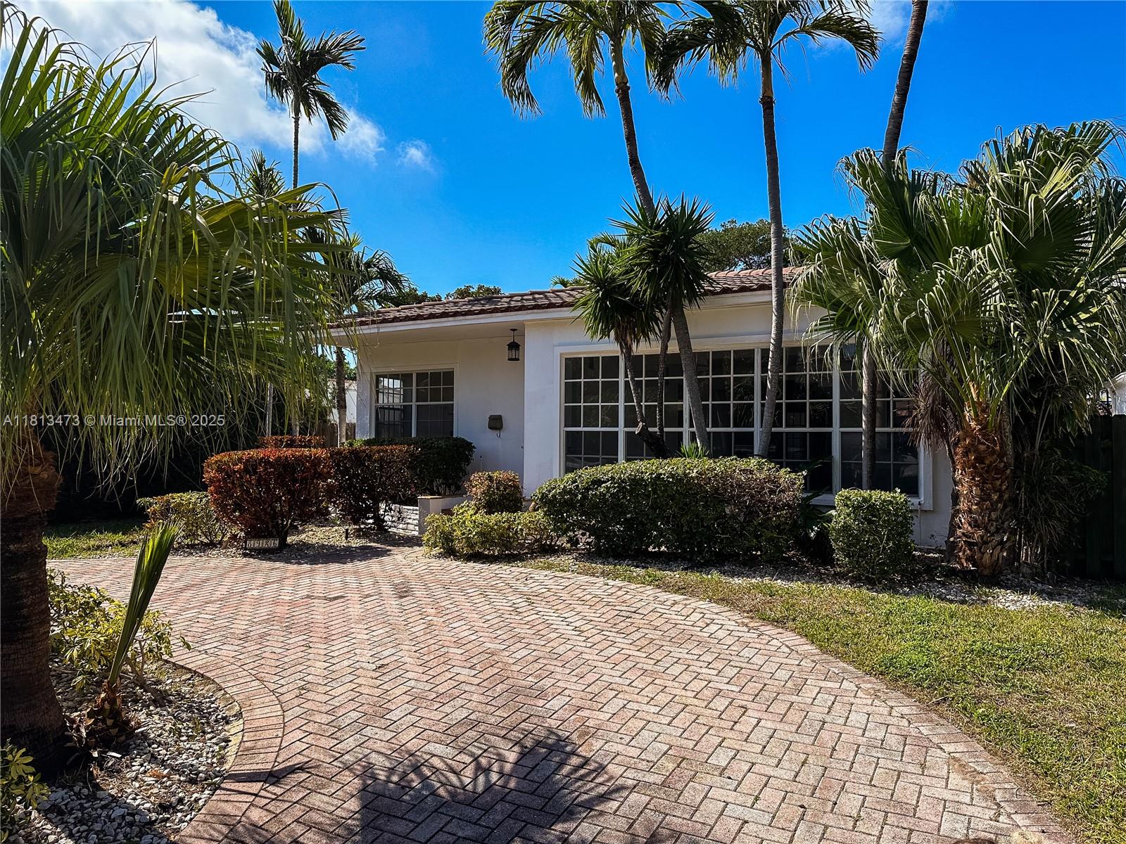 Rental Property at 8926 Dickens Ave, Surfside, Miami-Dade County, Florida - Bedrooms: 2 
Bathrooms: 2  - $4,500 MO.