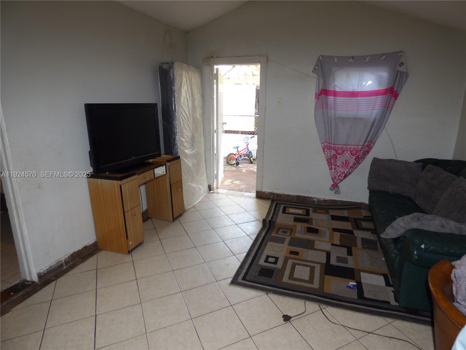 PINEWOOD PARK PL AMD 2ND - Residential Income