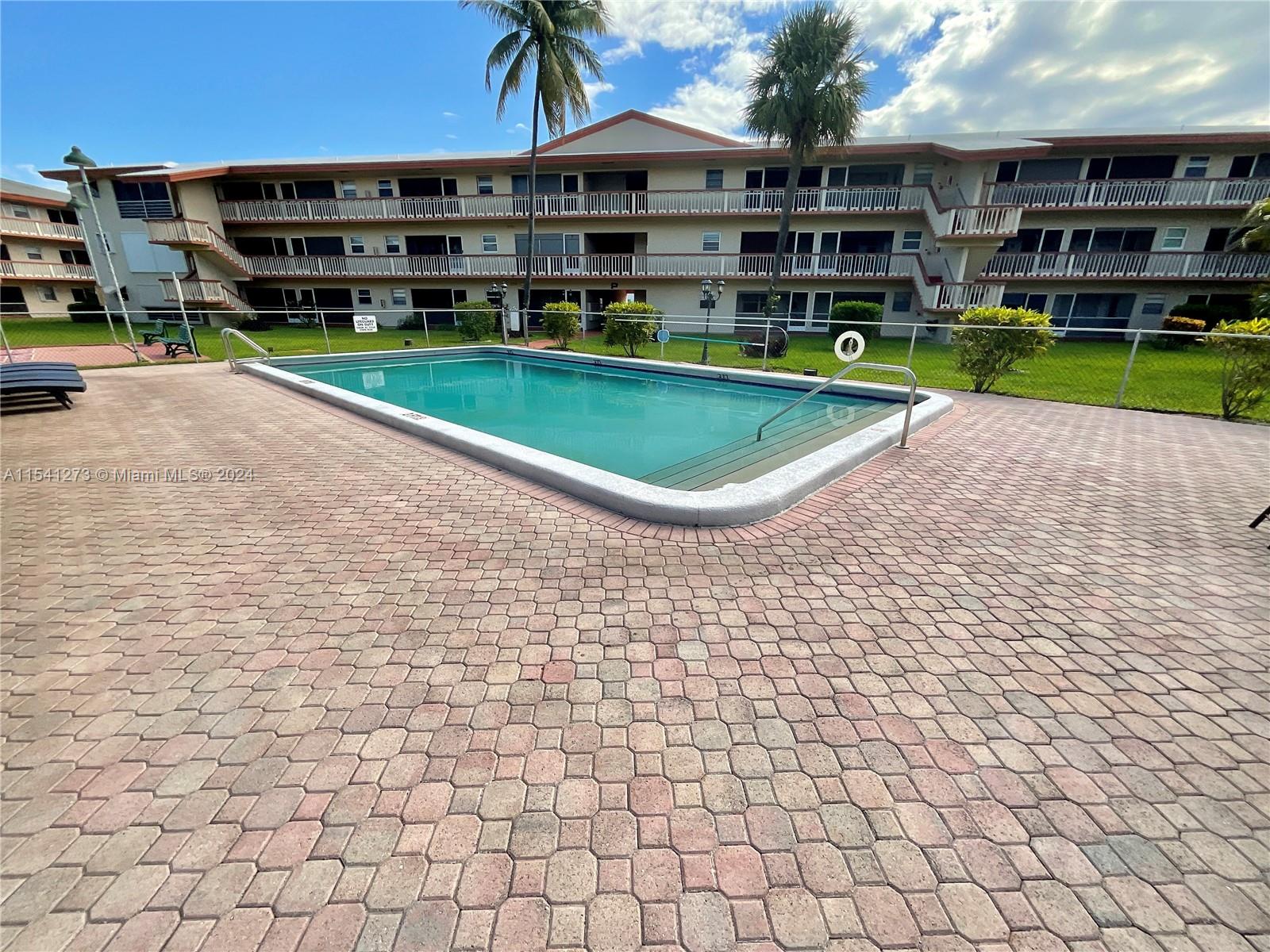 BEVERLY HILLS CONDO NUMBE - Residential