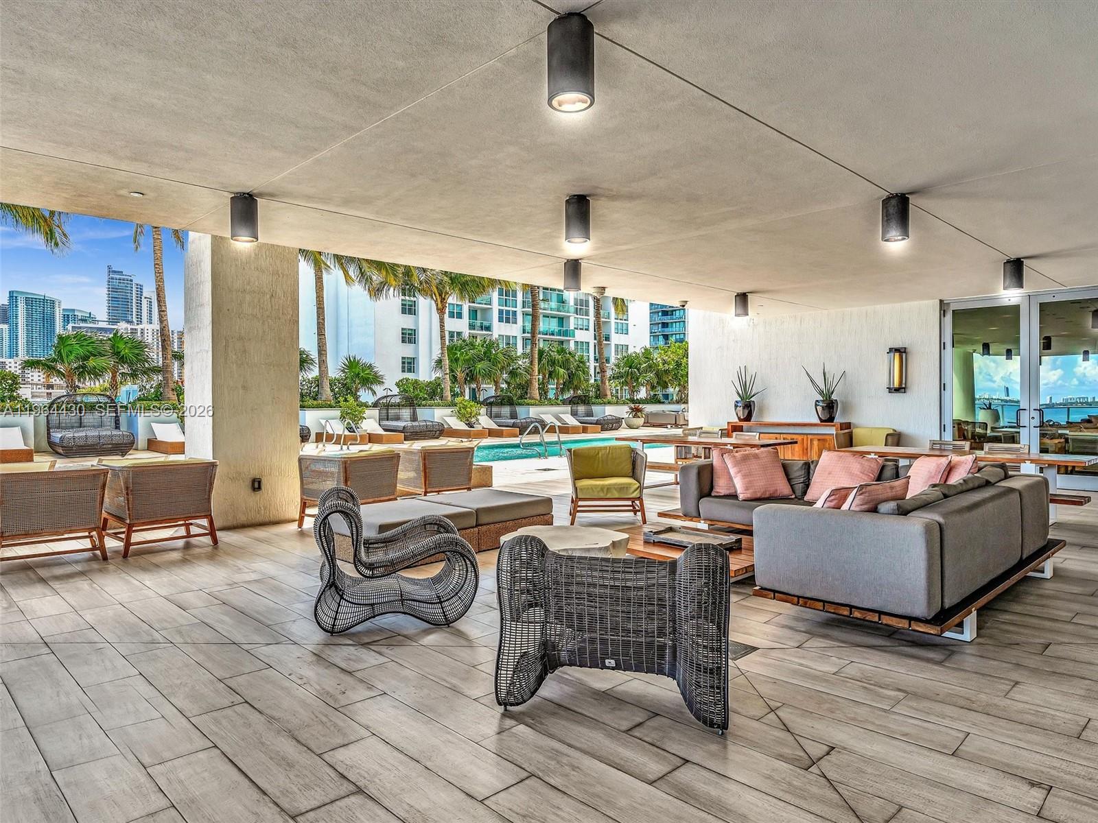 BISCAYNE BEACH CONDO - Residential