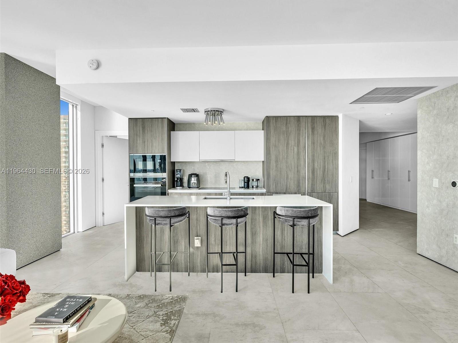 BISCAYNE BEACH CONDO - Residential