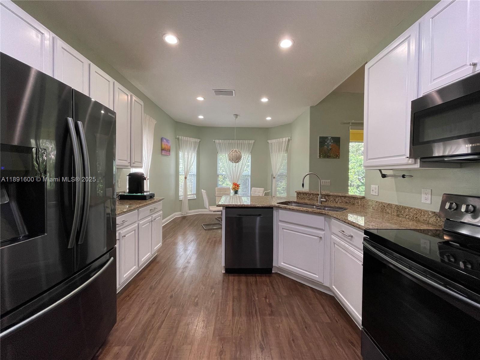 TOSCANA - Residential