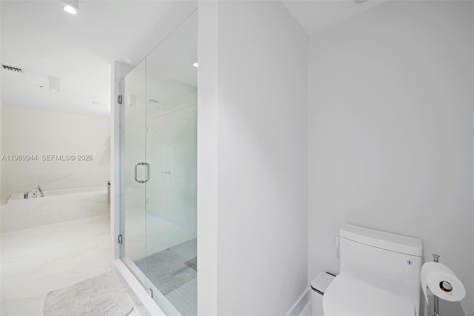 400 SUNNY ISLES CONDO WES - Residential