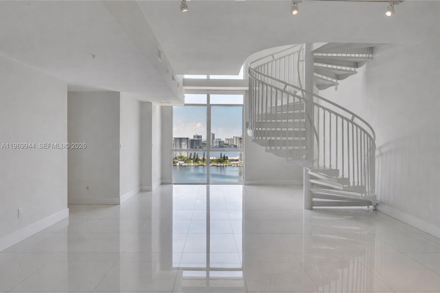 400 SUNNY ISLES CONDO WES - Residential