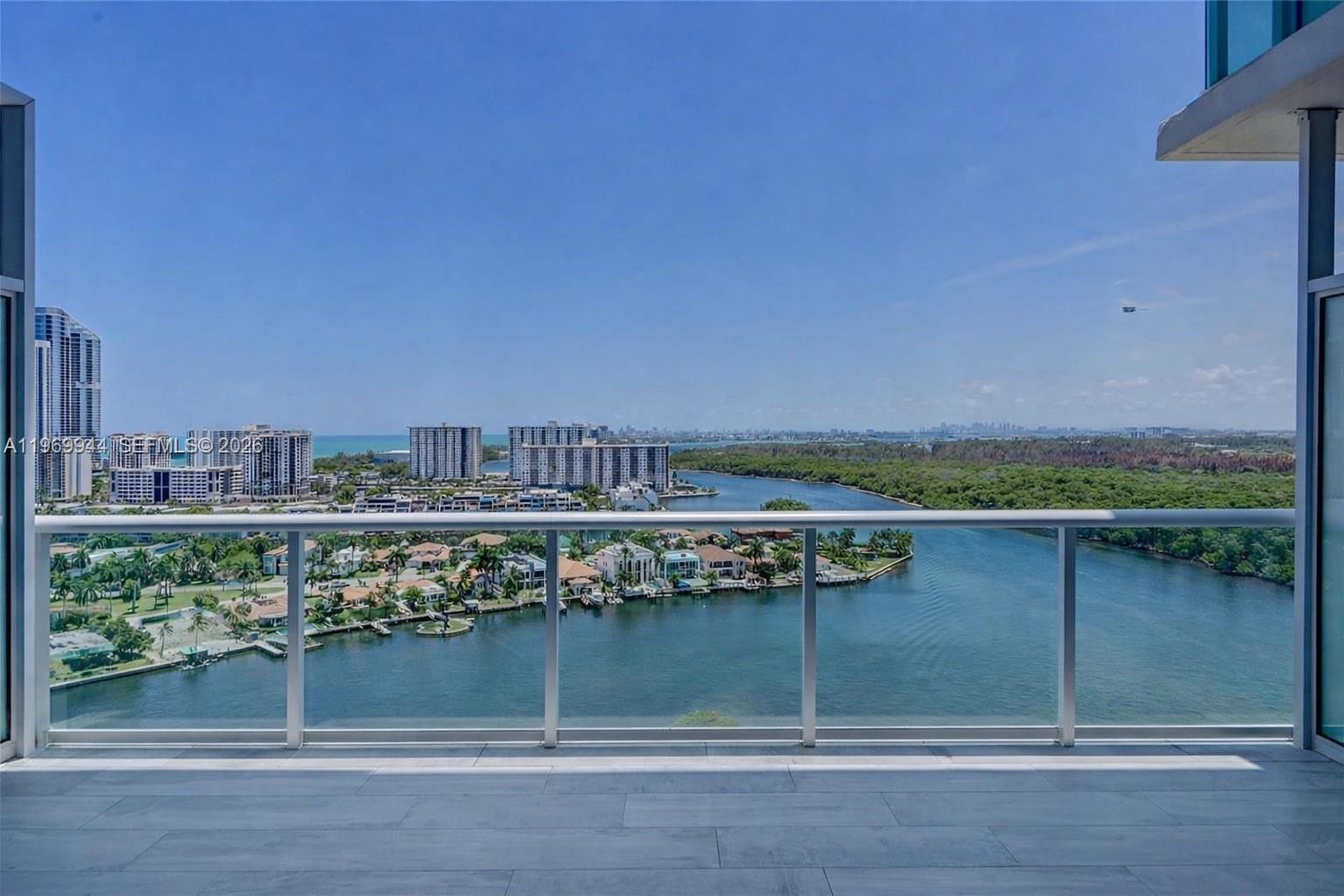 400 SUNNY ISLES CONDO WES - Residential