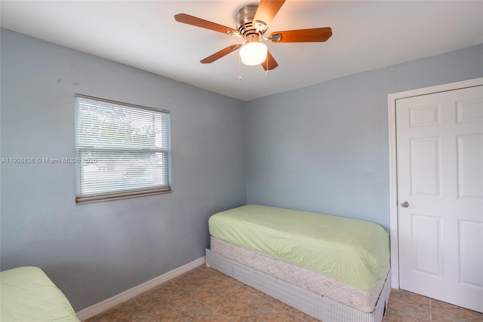 LACEY HILL-CONNELL UNREC - Residential Income