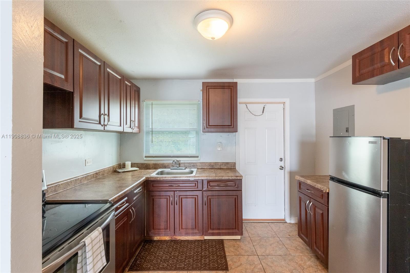 LACEY HILL-CONNELL UNREC - Residential Income