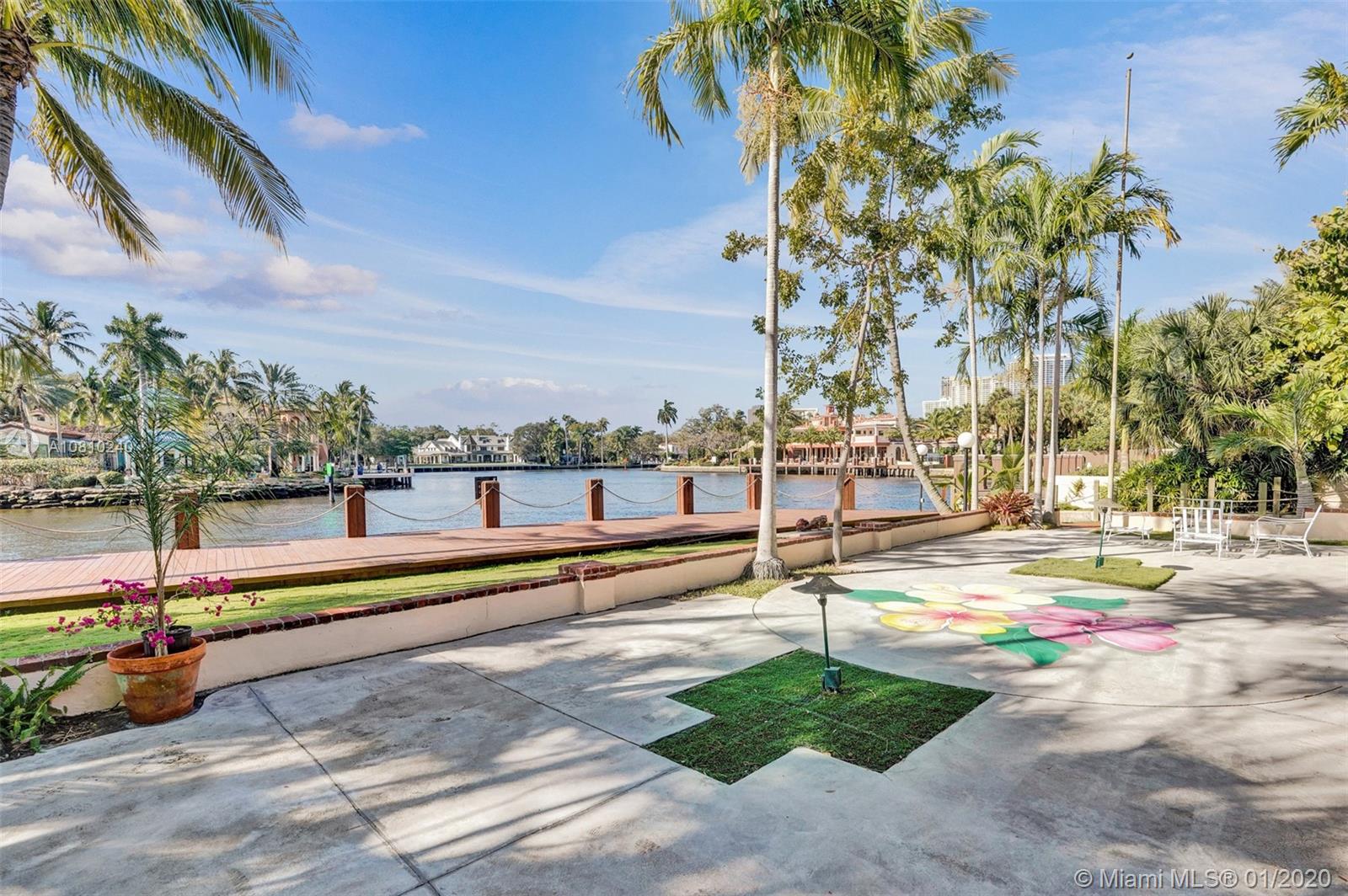 COLEE HAMMOCK - Land