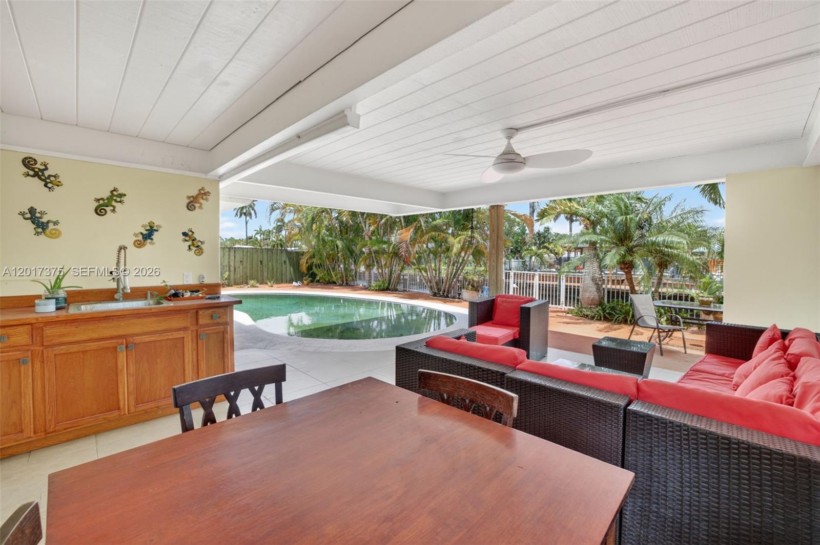 LAUDERDALE ISLES NO 2 - Residential