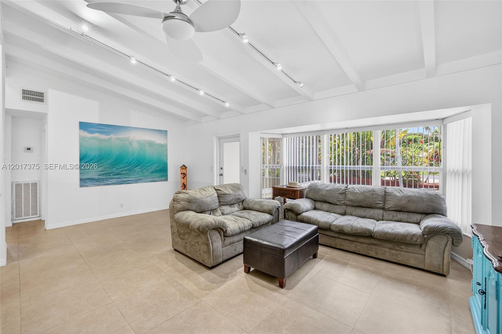 LAUDERDALE ISLES NO 2 - Residential