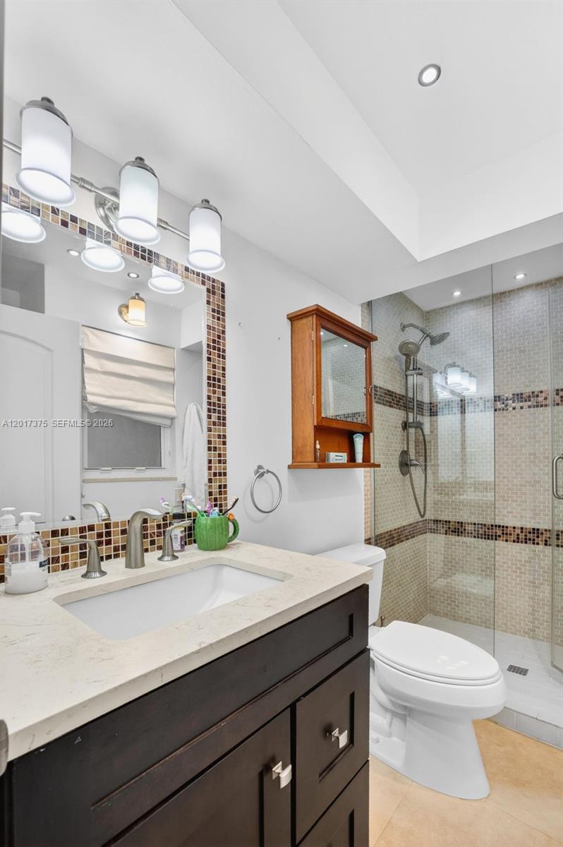 LAUDERDALE ISLES NO 2 - Residential