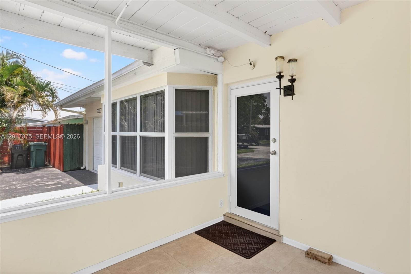 LAUDERDALE ISLES NO 2 - Residential