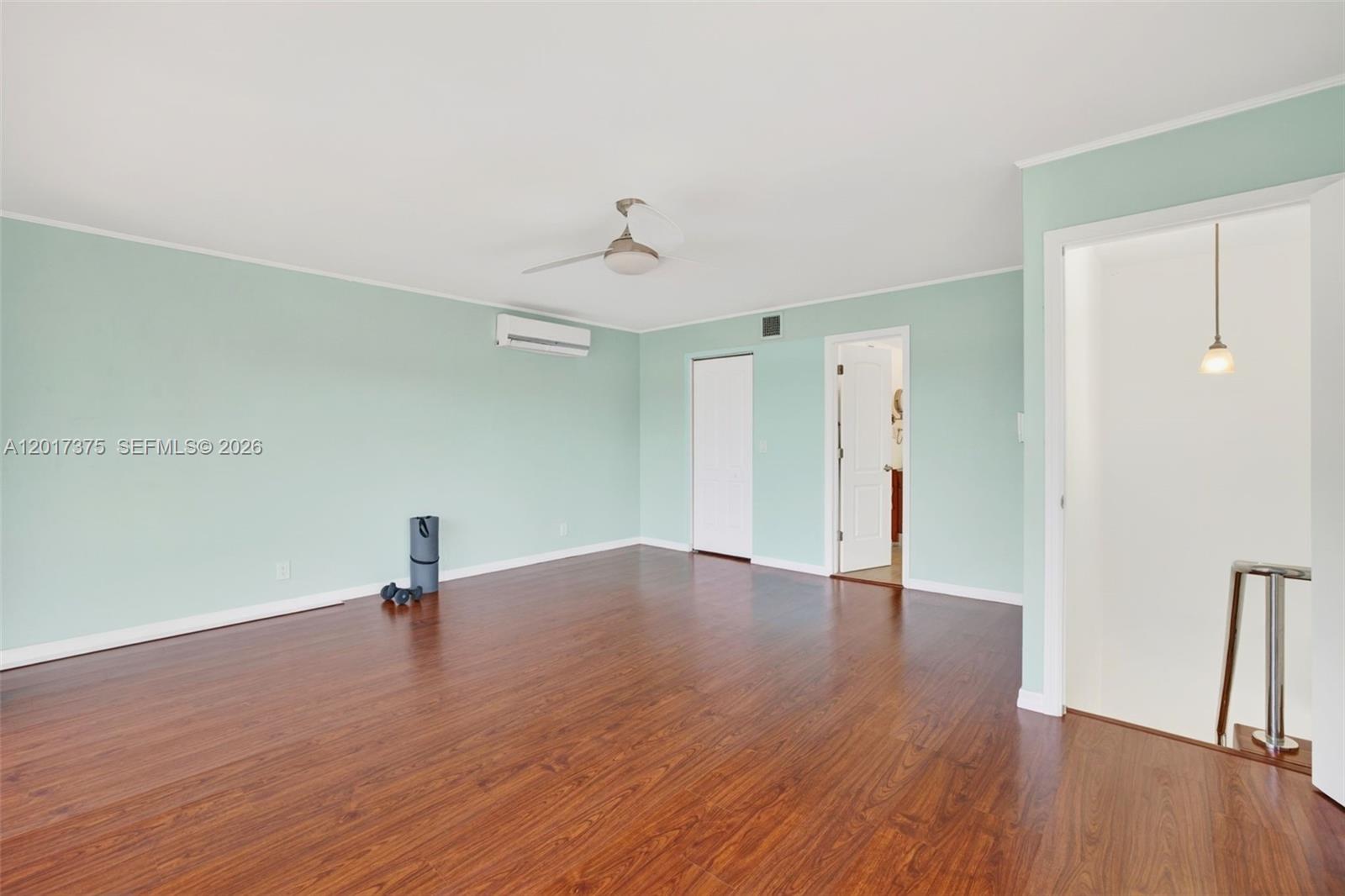 LAUDERDALE ISLES NO 2 - Residential