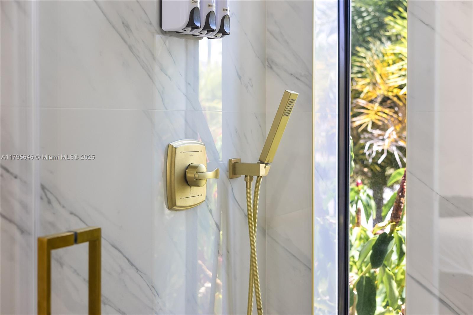 NORTH BAL HARBOUR - Residential Lease