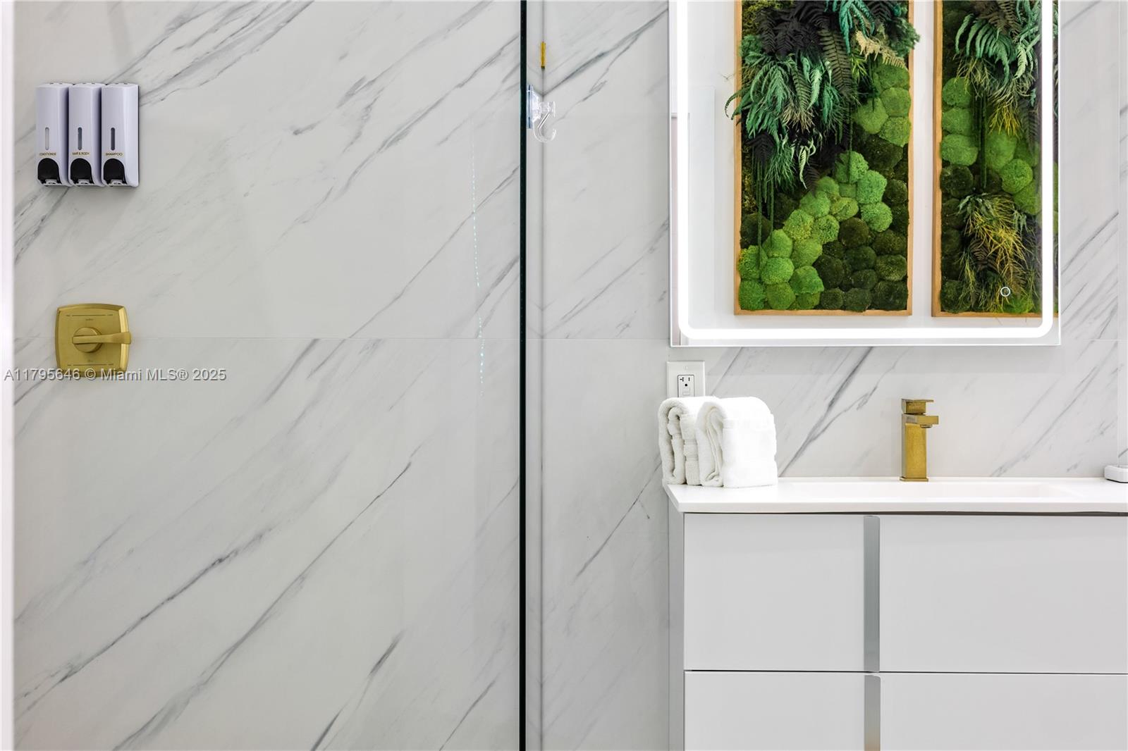 NORTH BAL HARBOUR - Residential Lease