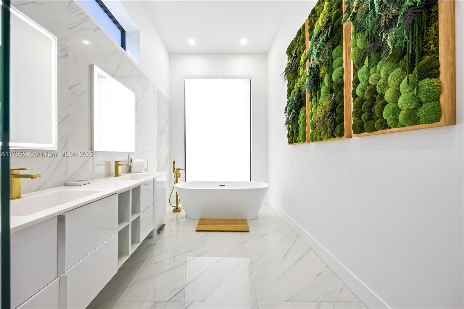 NORTH BAL HARBOUR - Residential Lease