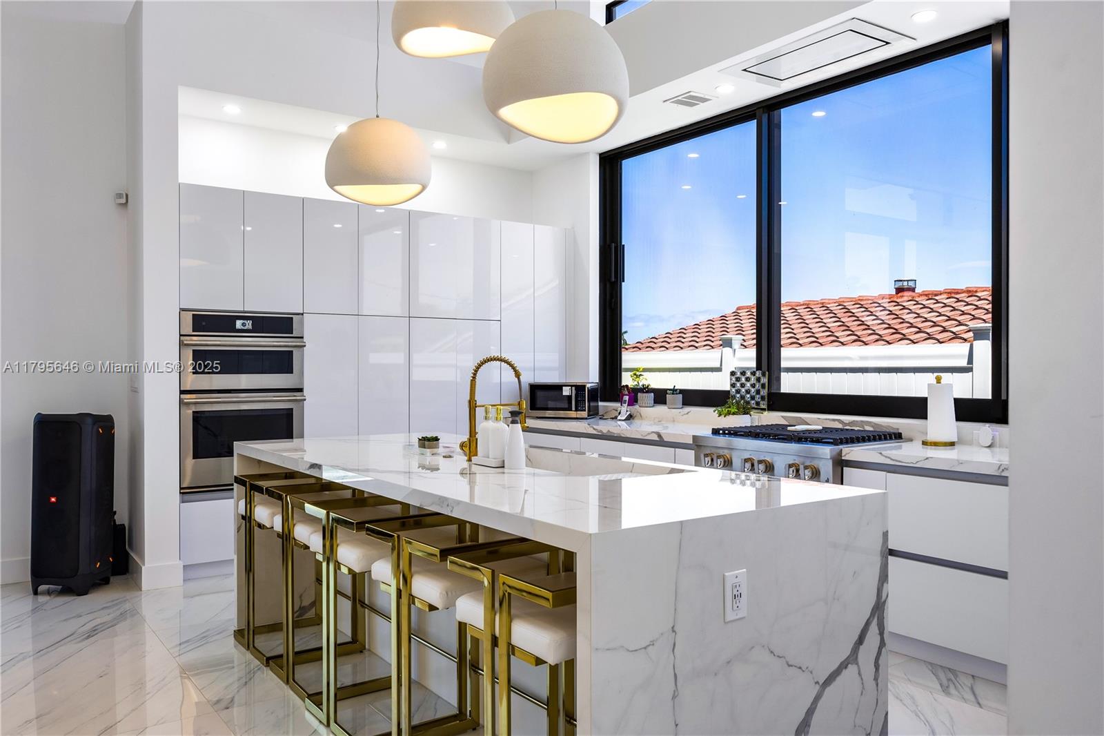 NORTH BAL HARBOUR - Residential Lease