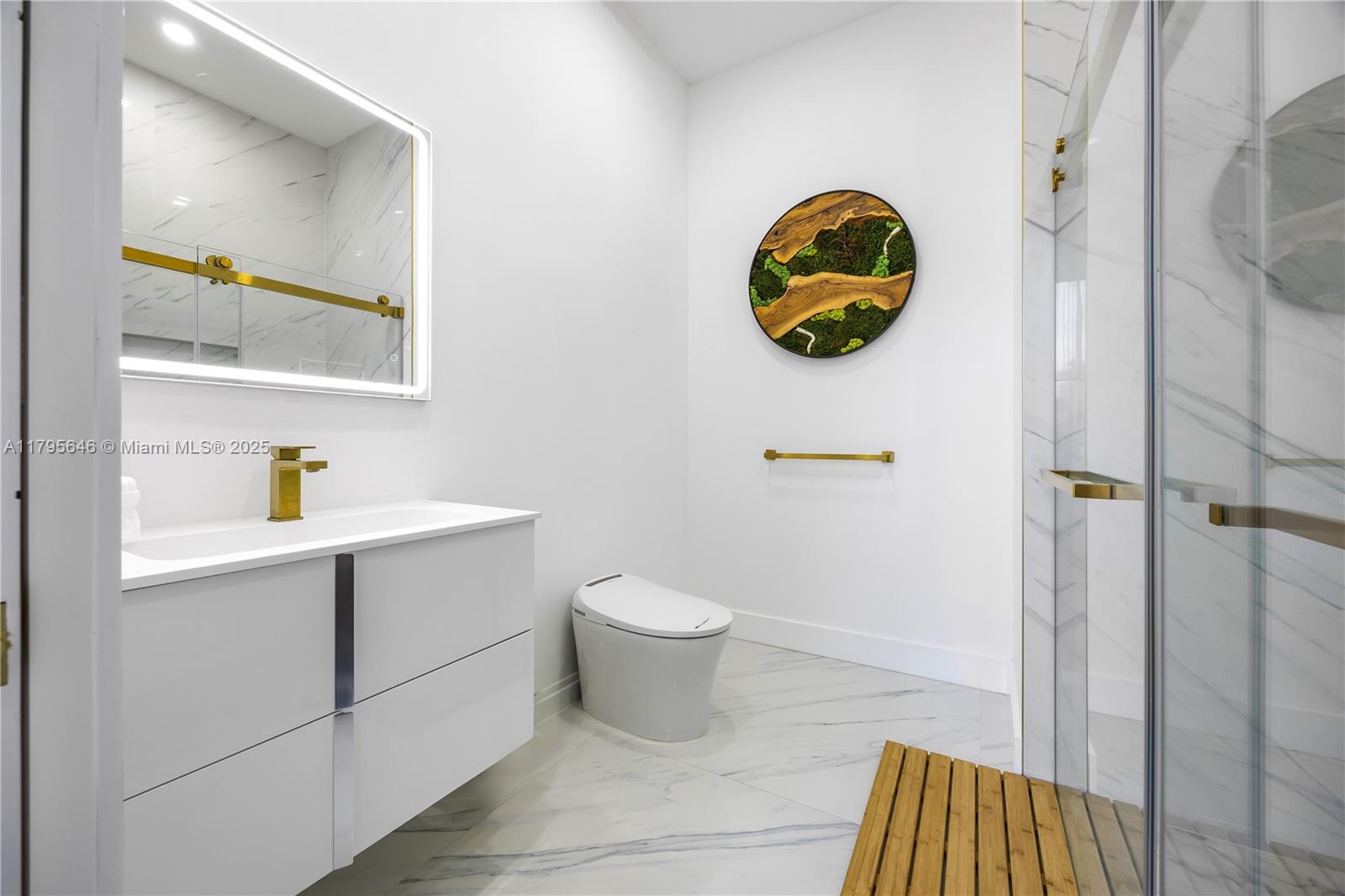 NORTH BAL HARBOUR - Residential Lease