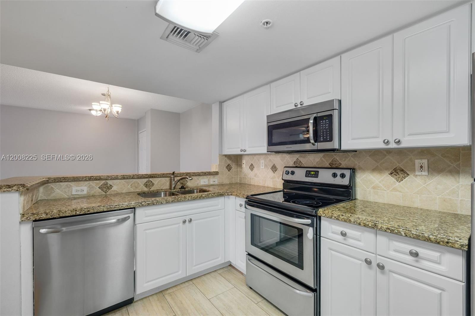 LAS OLAS BY THE RIVER CON - Residential