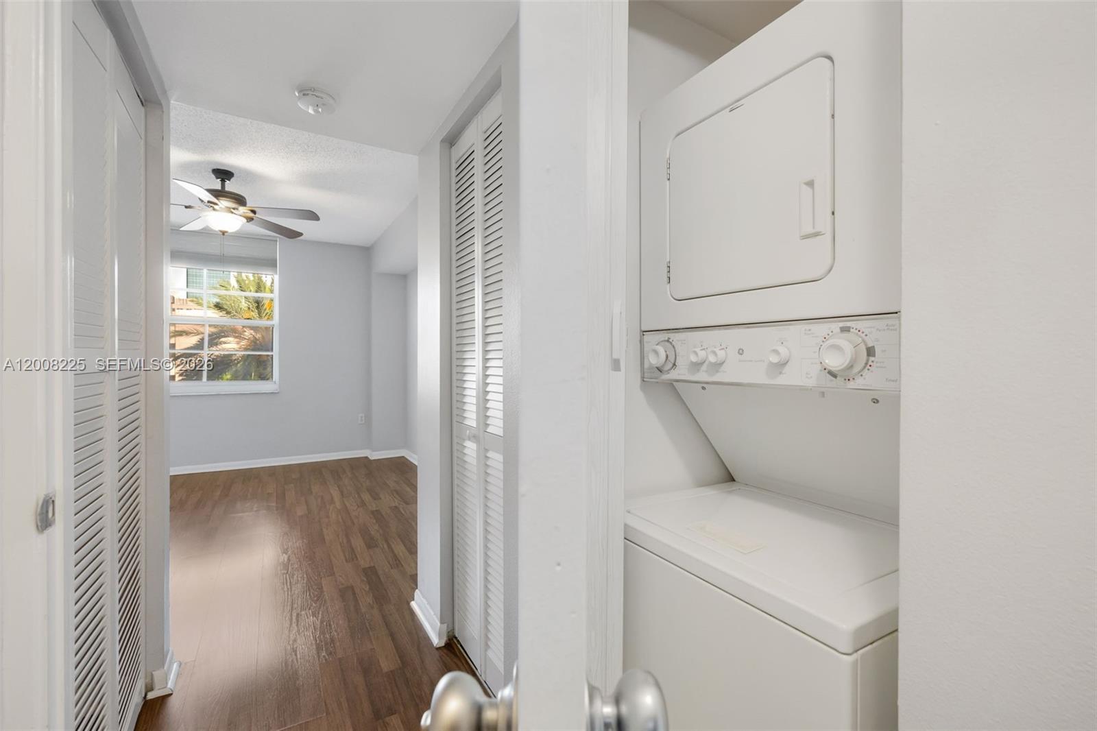 LAS OLAS BY THE RIVER CON - Residential