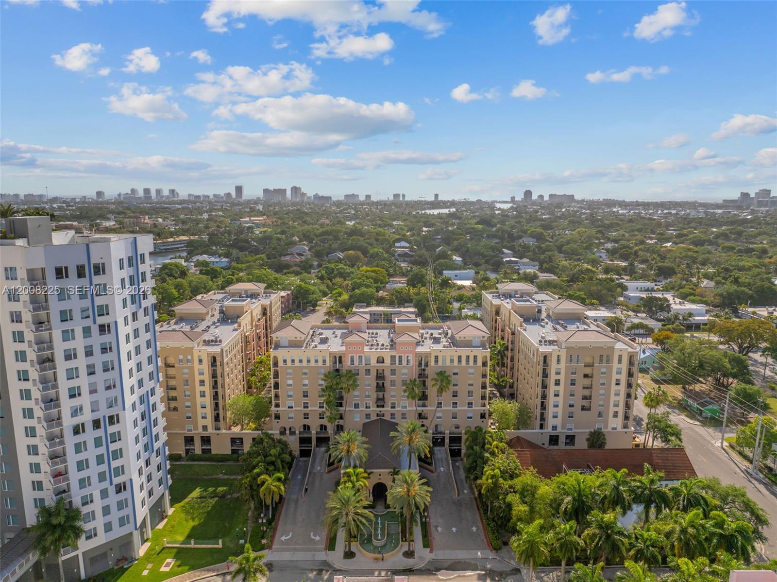 LAS OLAS BY THE RIVER CON - Residential