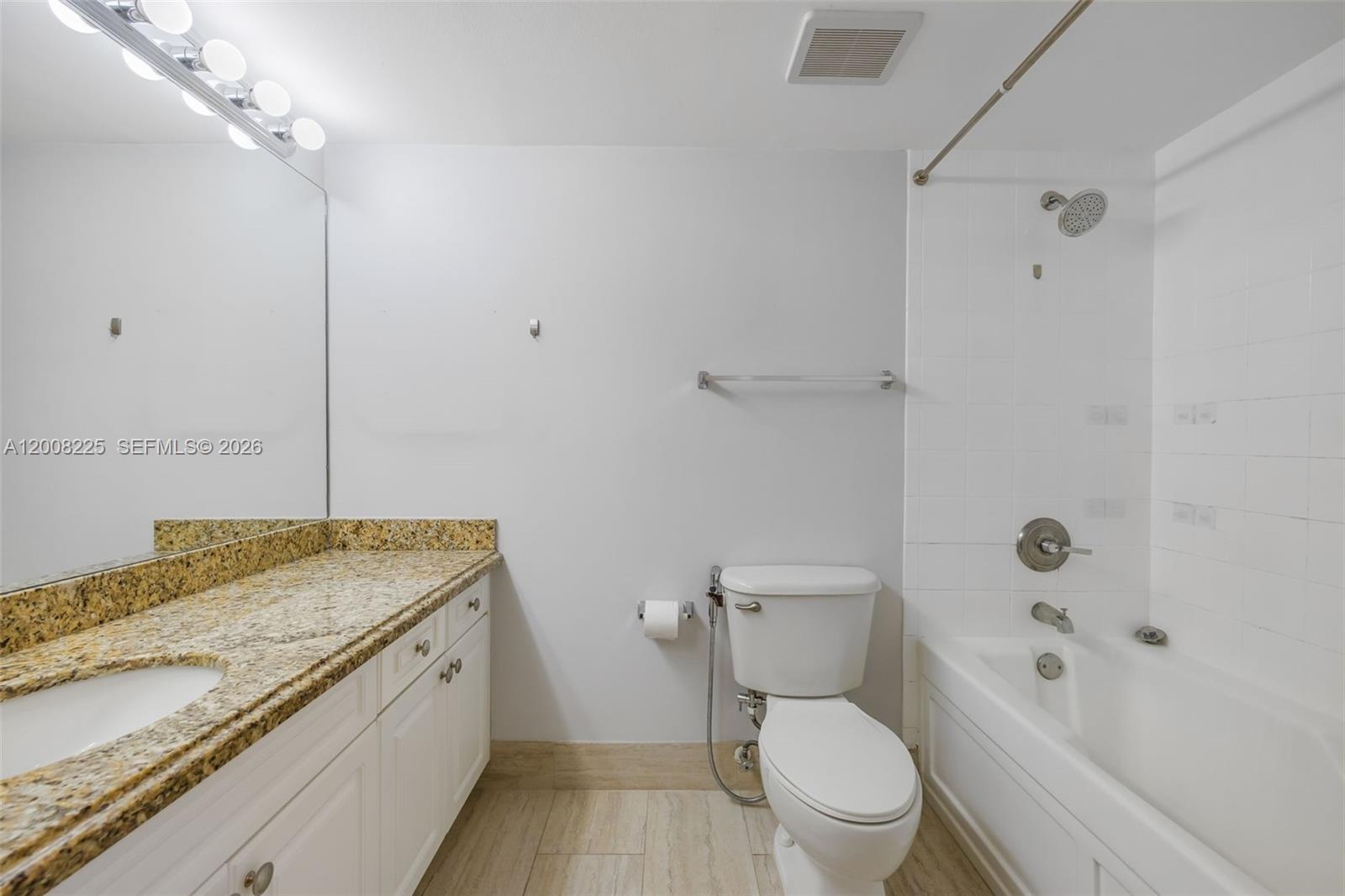 LAS OLAS BY THE RIVER CON - Residential