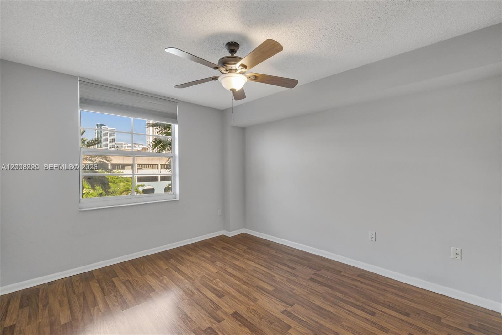 LAS OLAS BY THE RIVER CON - Residential